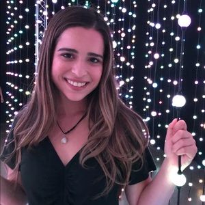 Meet your Posher, Ava